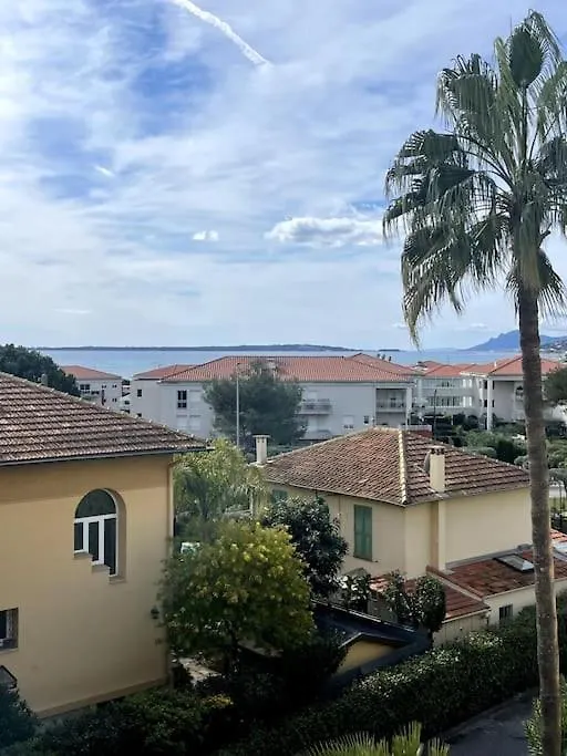 Grand Studio Vue Mer - Plages A Pied - Parking Antibes France