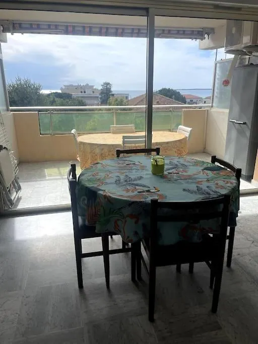 Grand Studio Vue Mer - Plages A Pied - Parking Antibes
